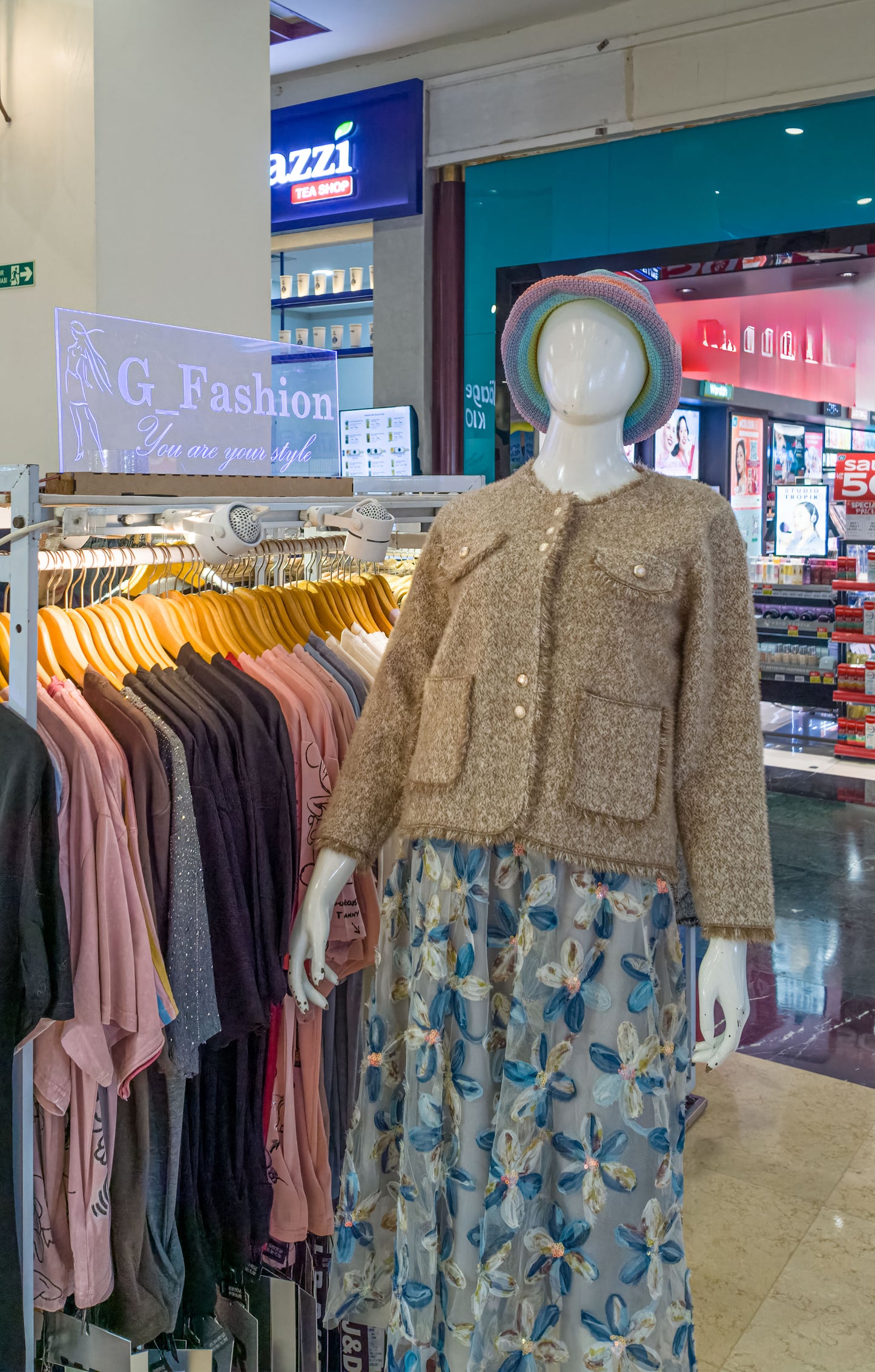 Cardigan Lace Rumbai
