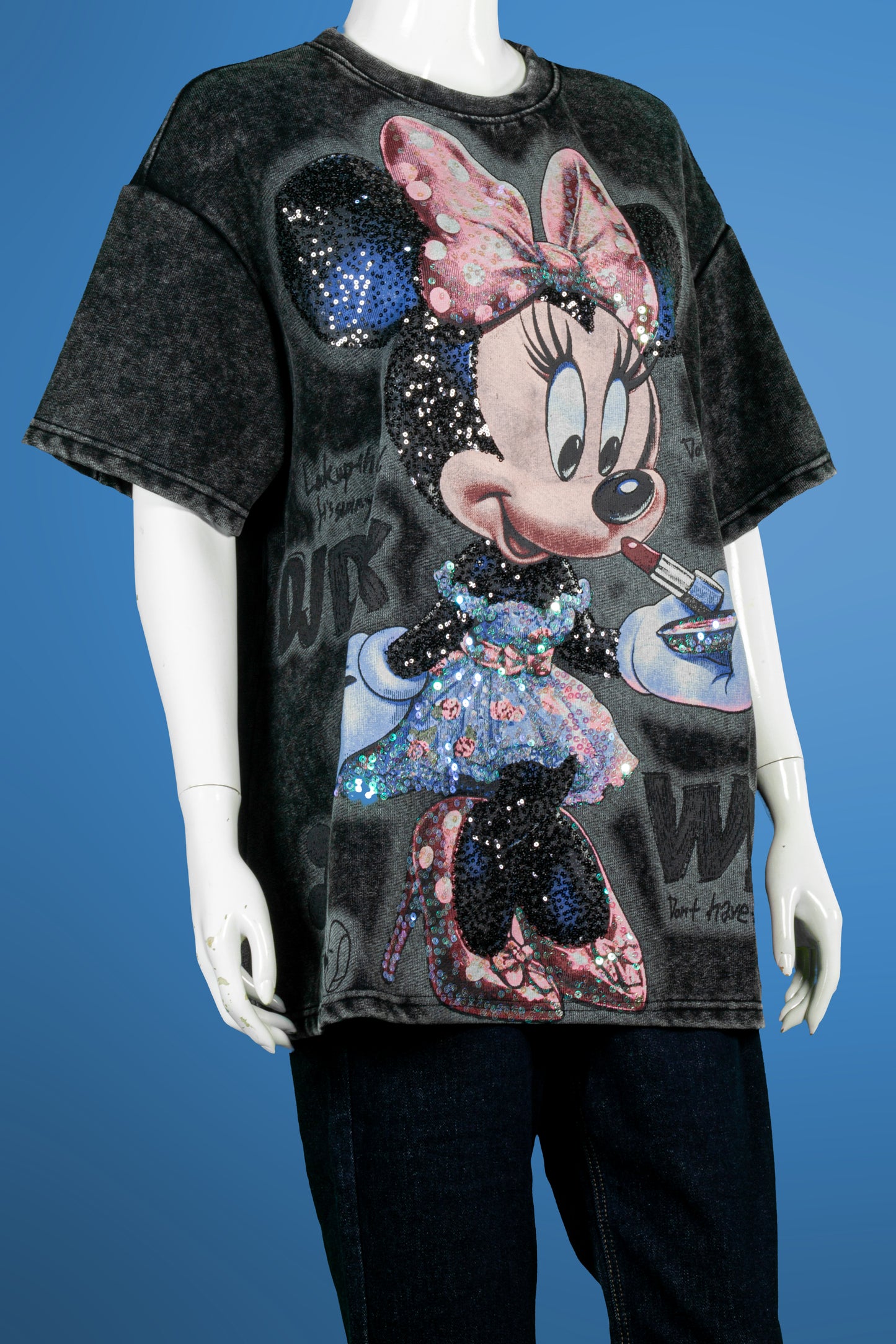 T-Shirt Premium Motif Minnie Lipstik