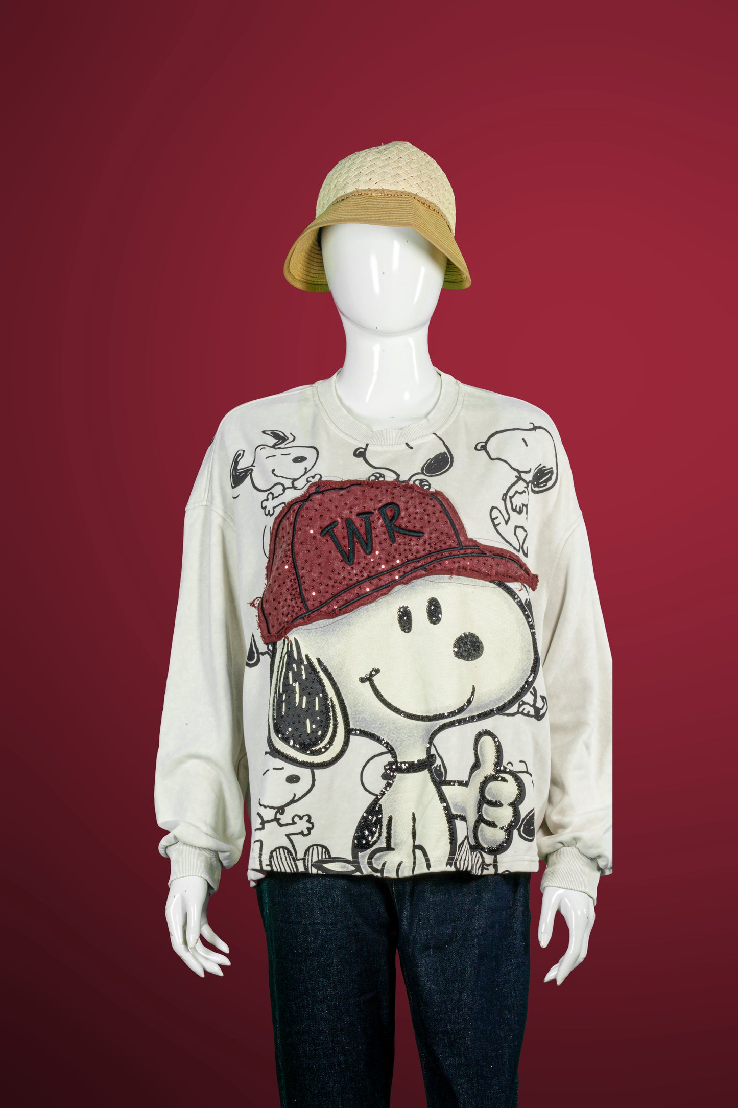 T-Shirt Tangan Panjang Premium Motif Snoopy Thumb Up