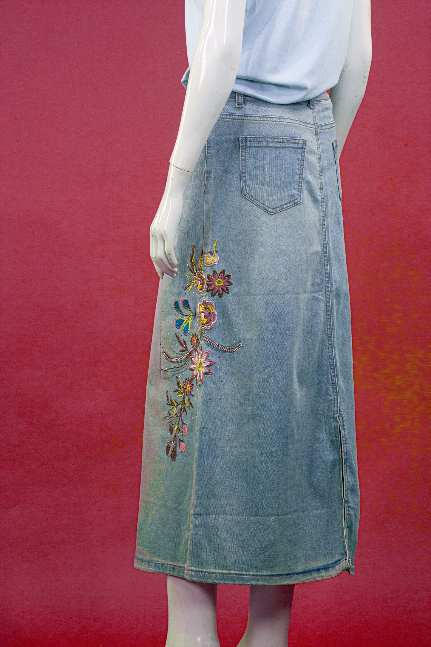 Rok Soft Jeans Motif Bunga Samping