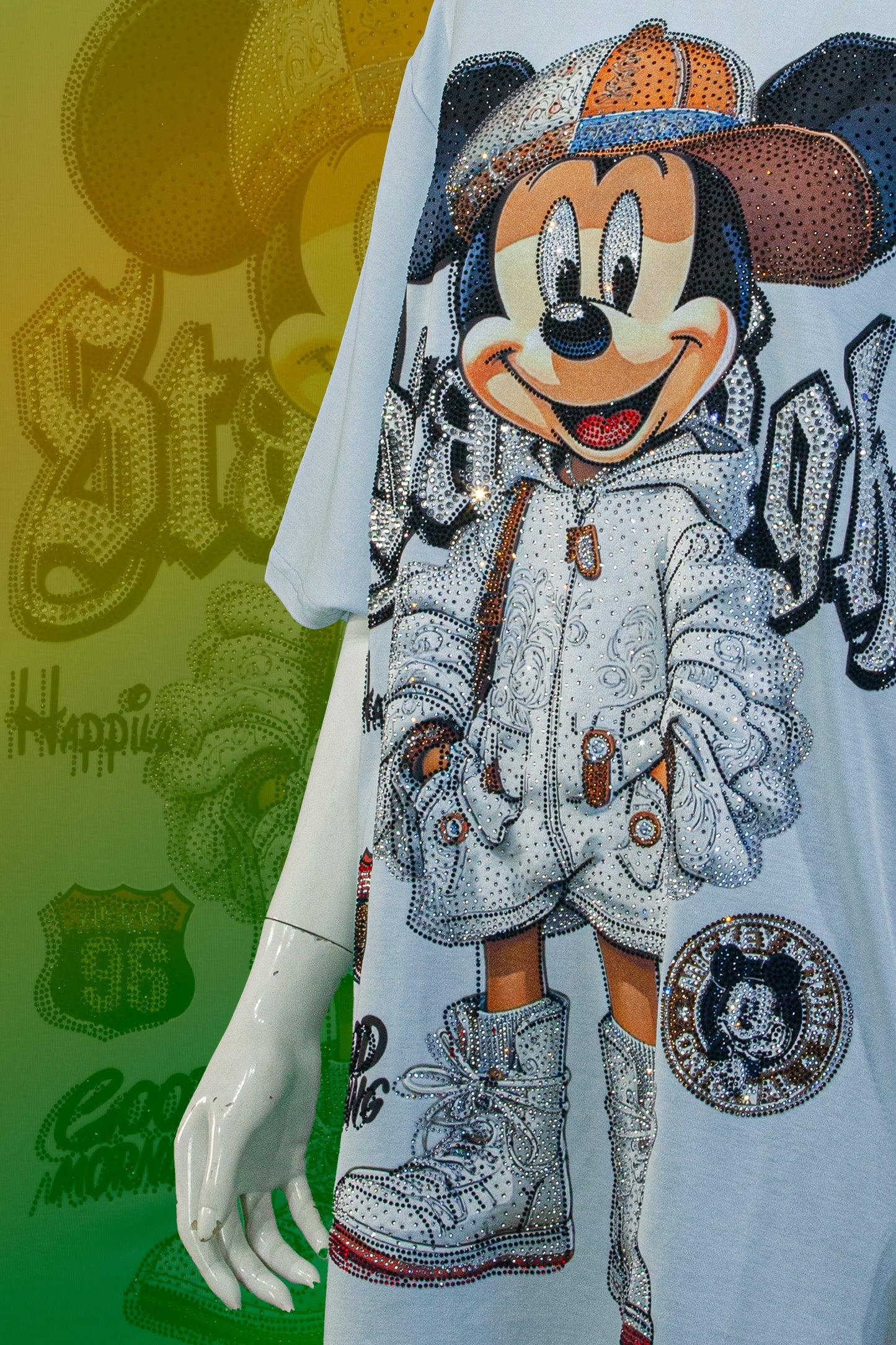T-Shirt Premium Motif Mickey Sweatshirt With Hat