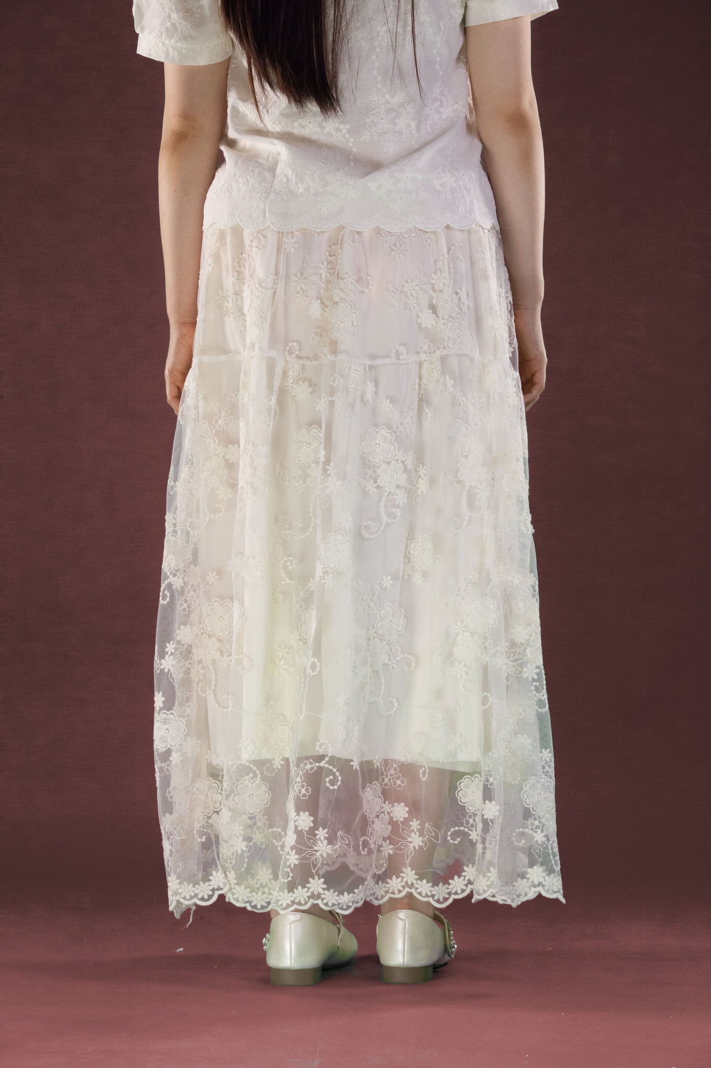 Rok Brukat Motif Bicycle Girl and Rabbit