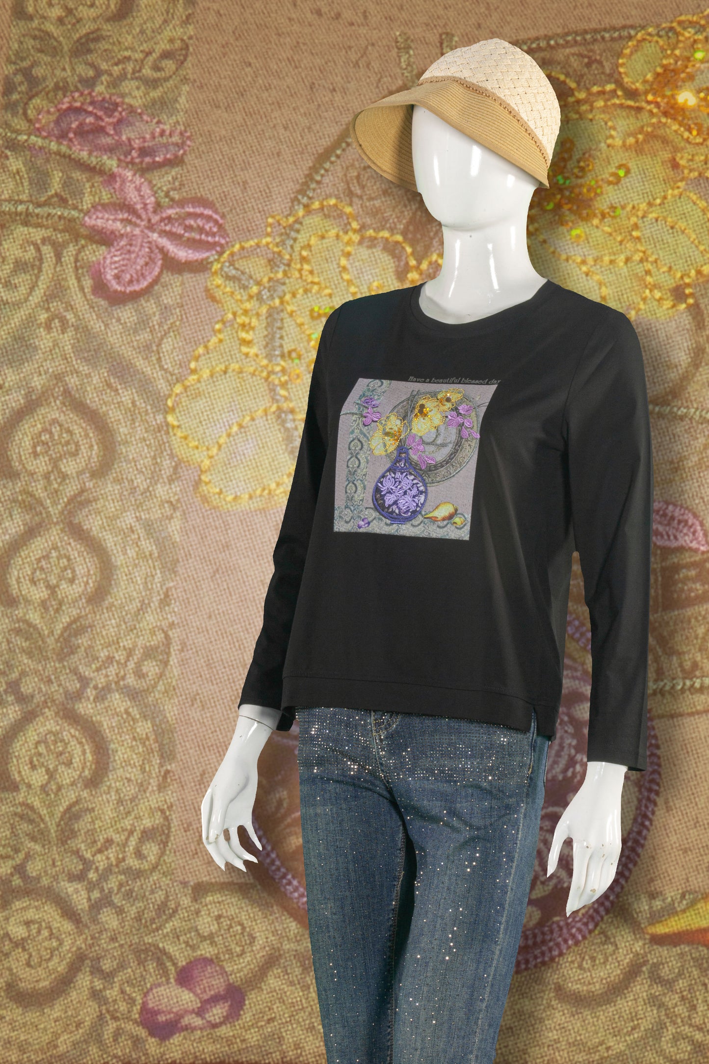 T-Shirt Tangan Panjang Sulam Motif Vas Bunga