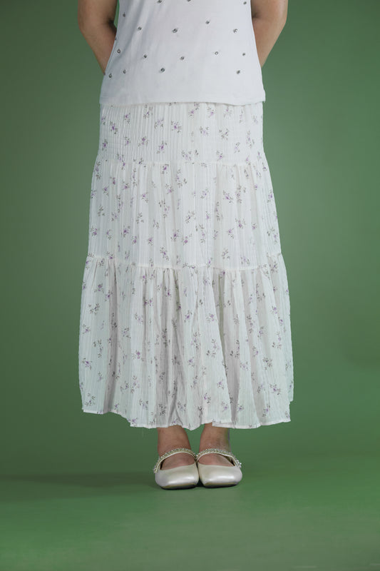 Rok Putih Motif Bunga Kecil