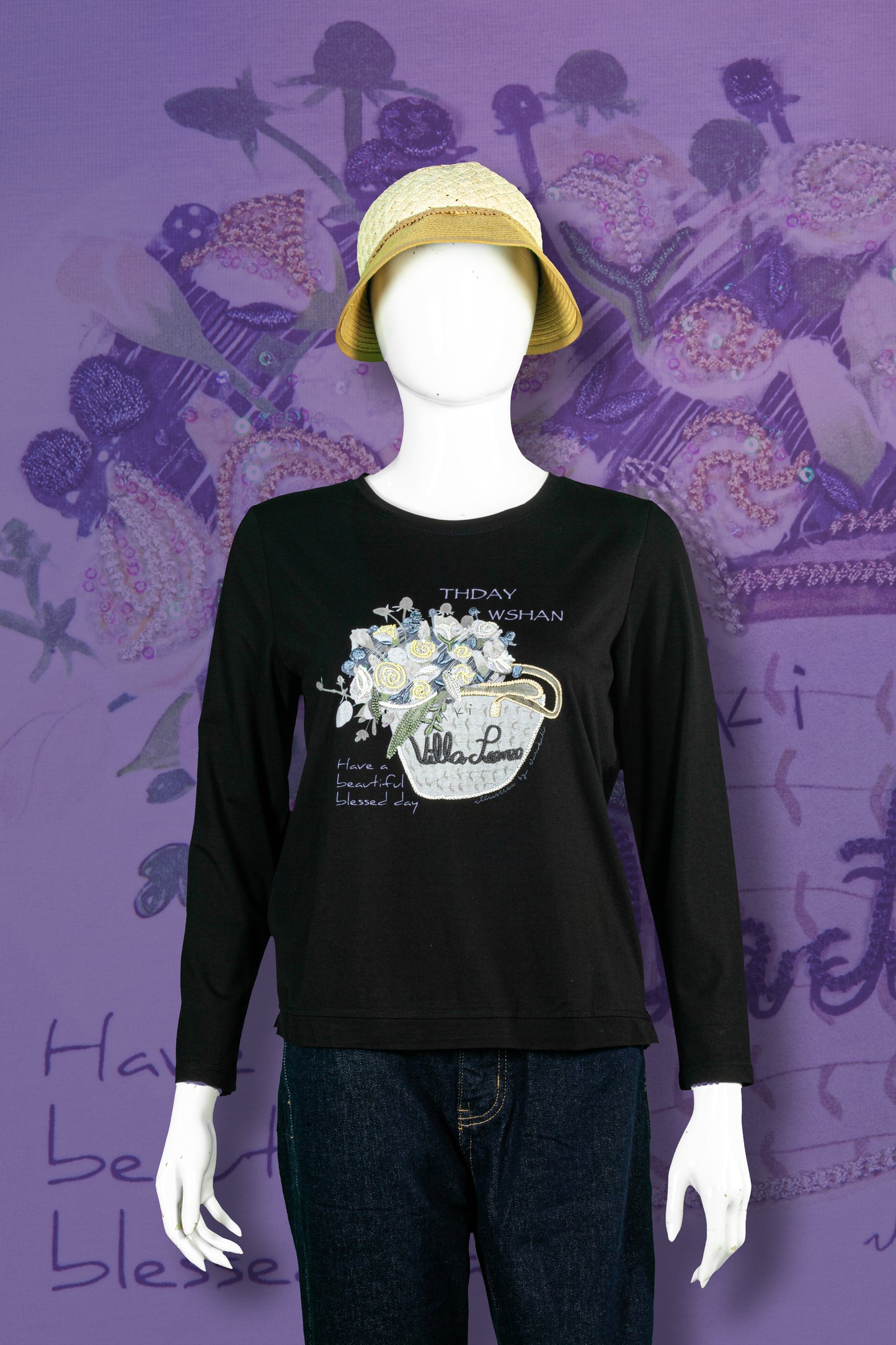 T-Shirt Tangan Panjang Sulam Motif Buket Bunga Villa