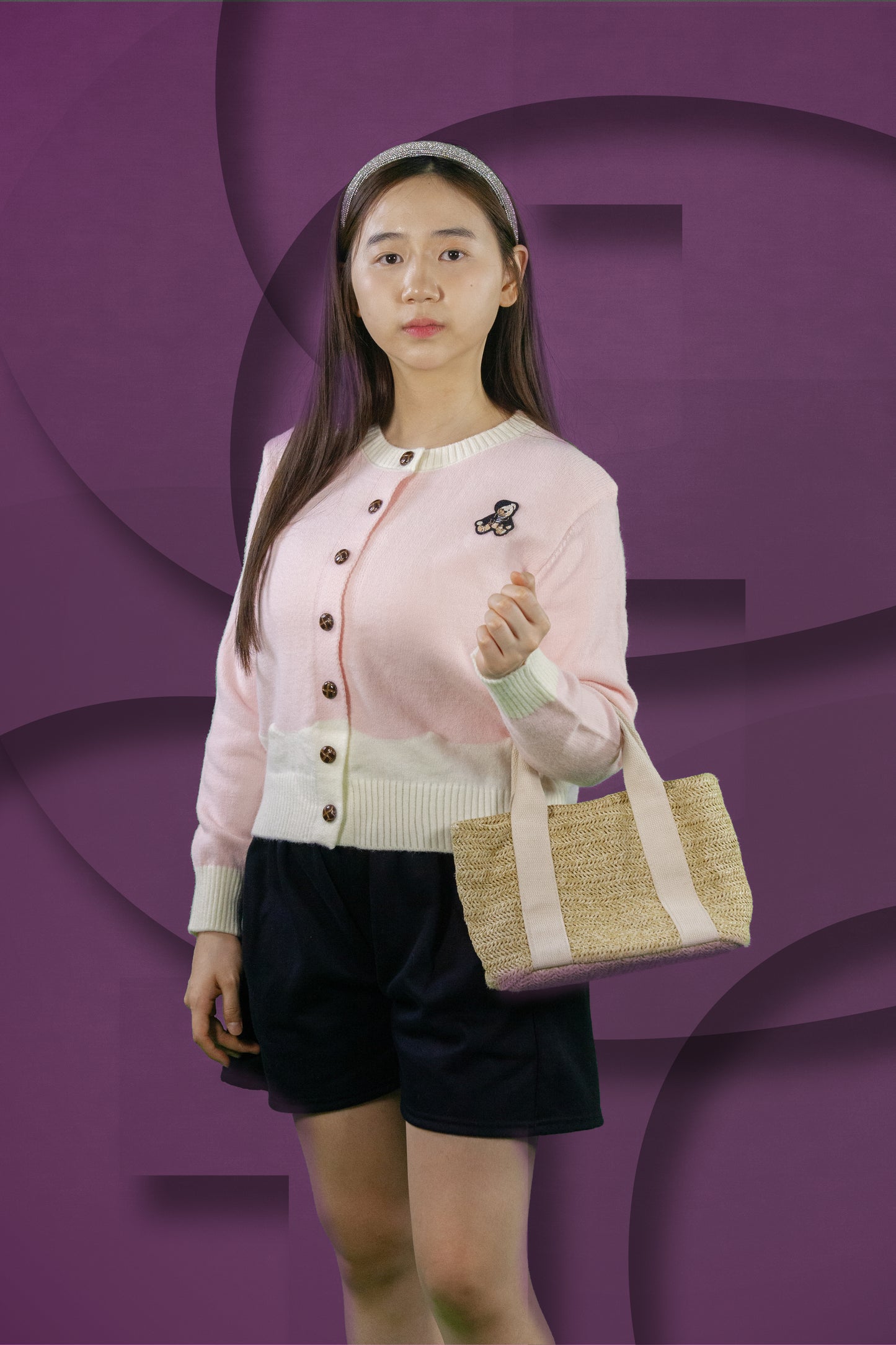 Cardigan Rajut Two Tone Motif Bear Badge