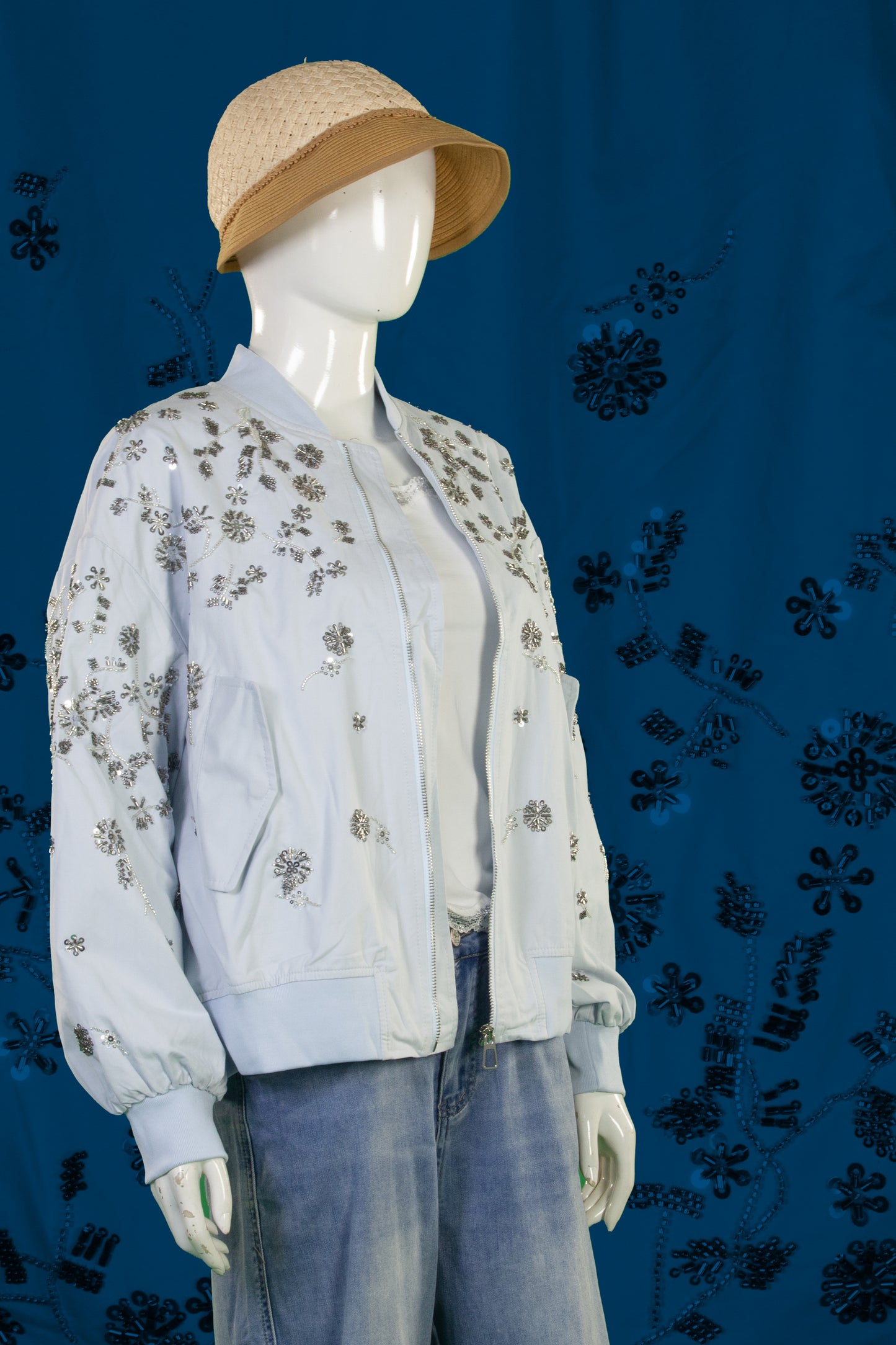Jaket Motif Bunga Silver