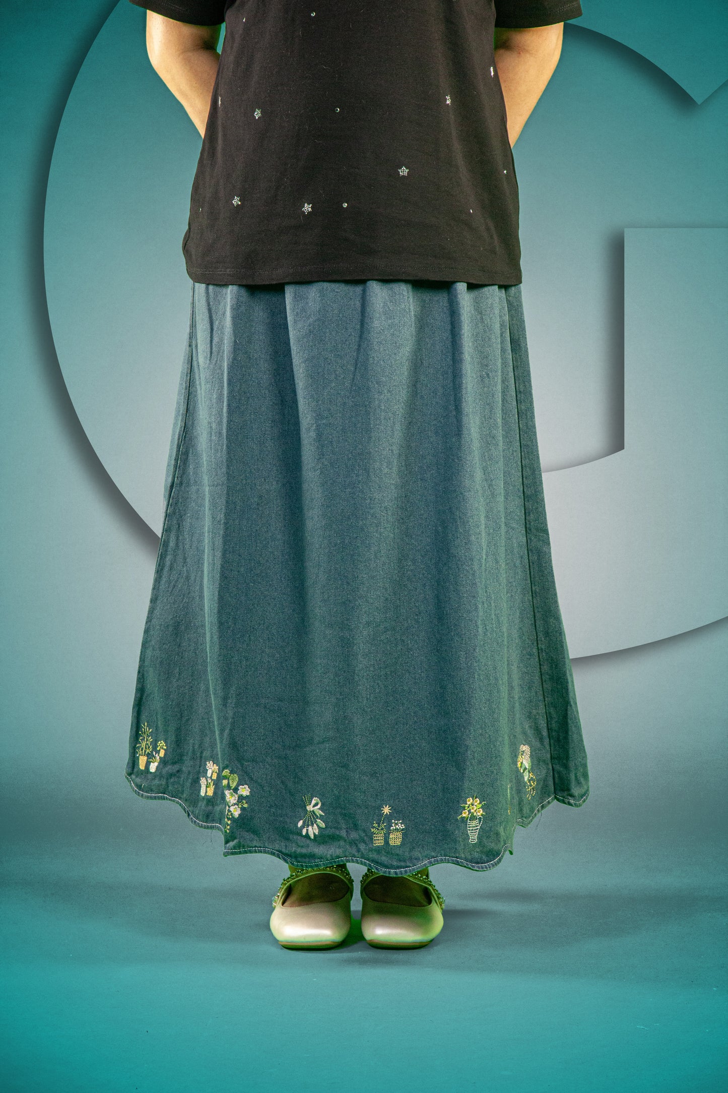 Rok Motif Bunga bergelombang