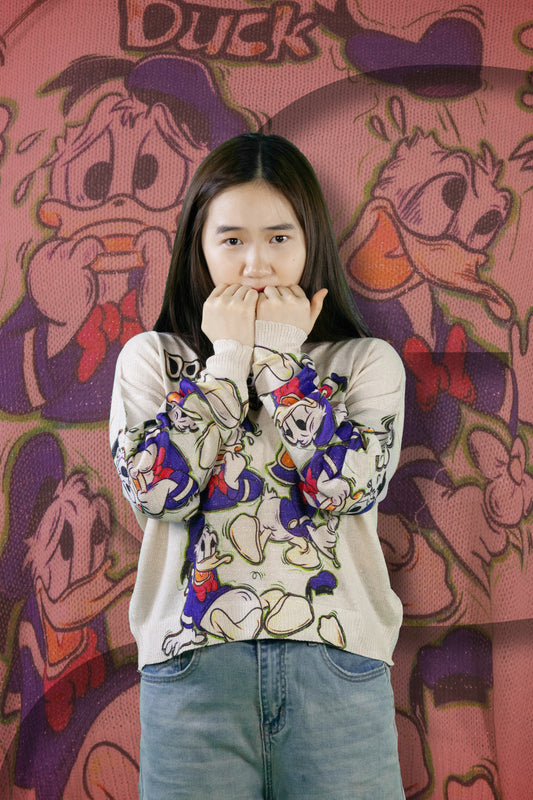 Blouse Rajut Tangan Panjang Motif Worried Donald