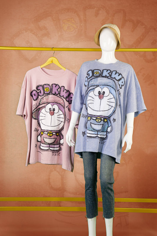 T-Shirt Premium Motif Doraemon Bertopi
