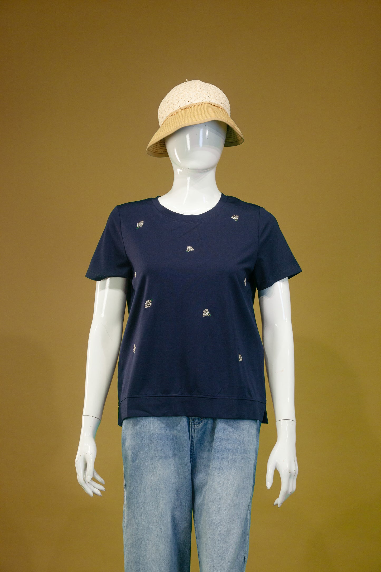 T-Shirt Motif Flower Bucket