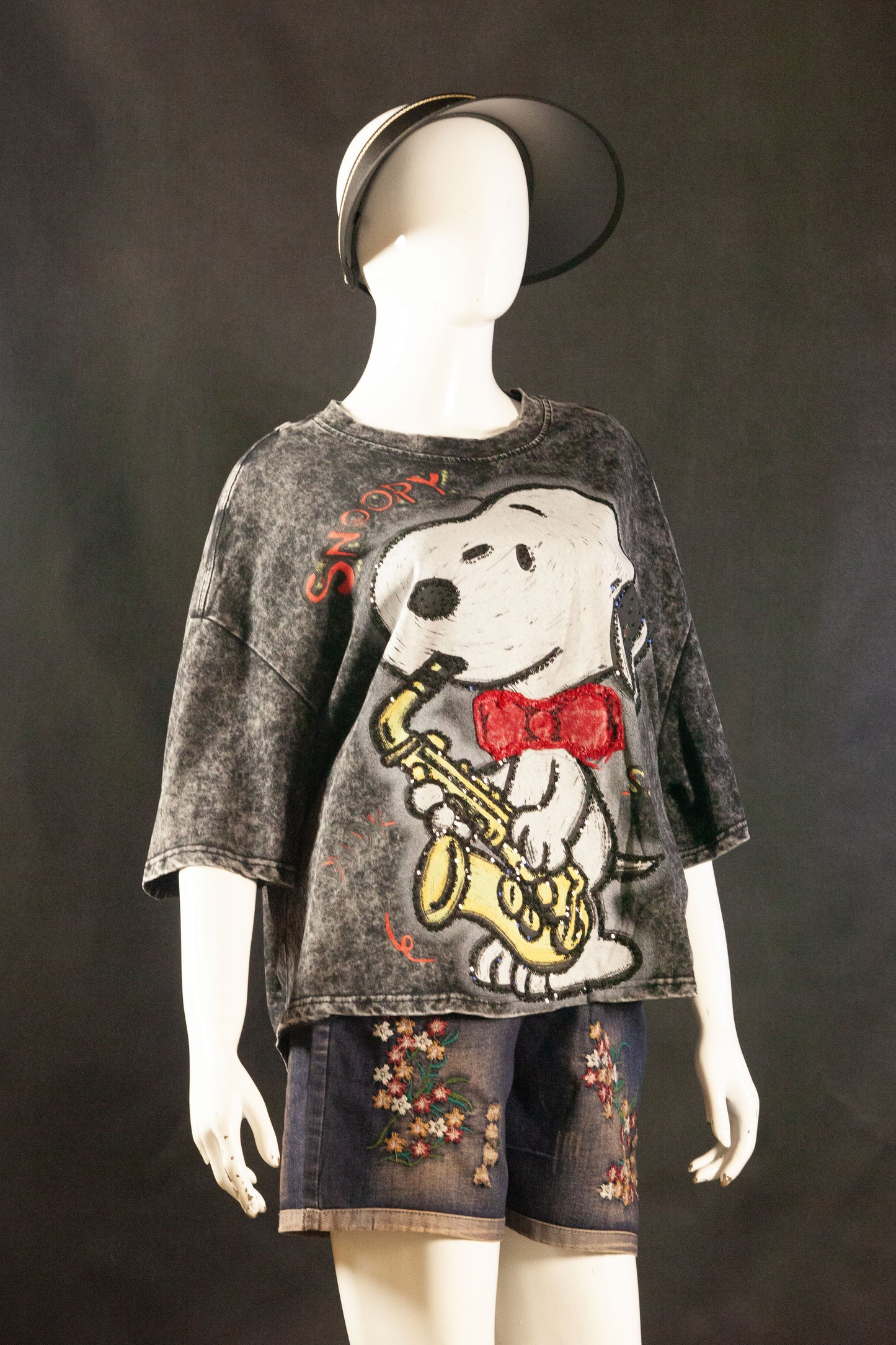 T-Shirt Premium Motif Saxophone Snoopy