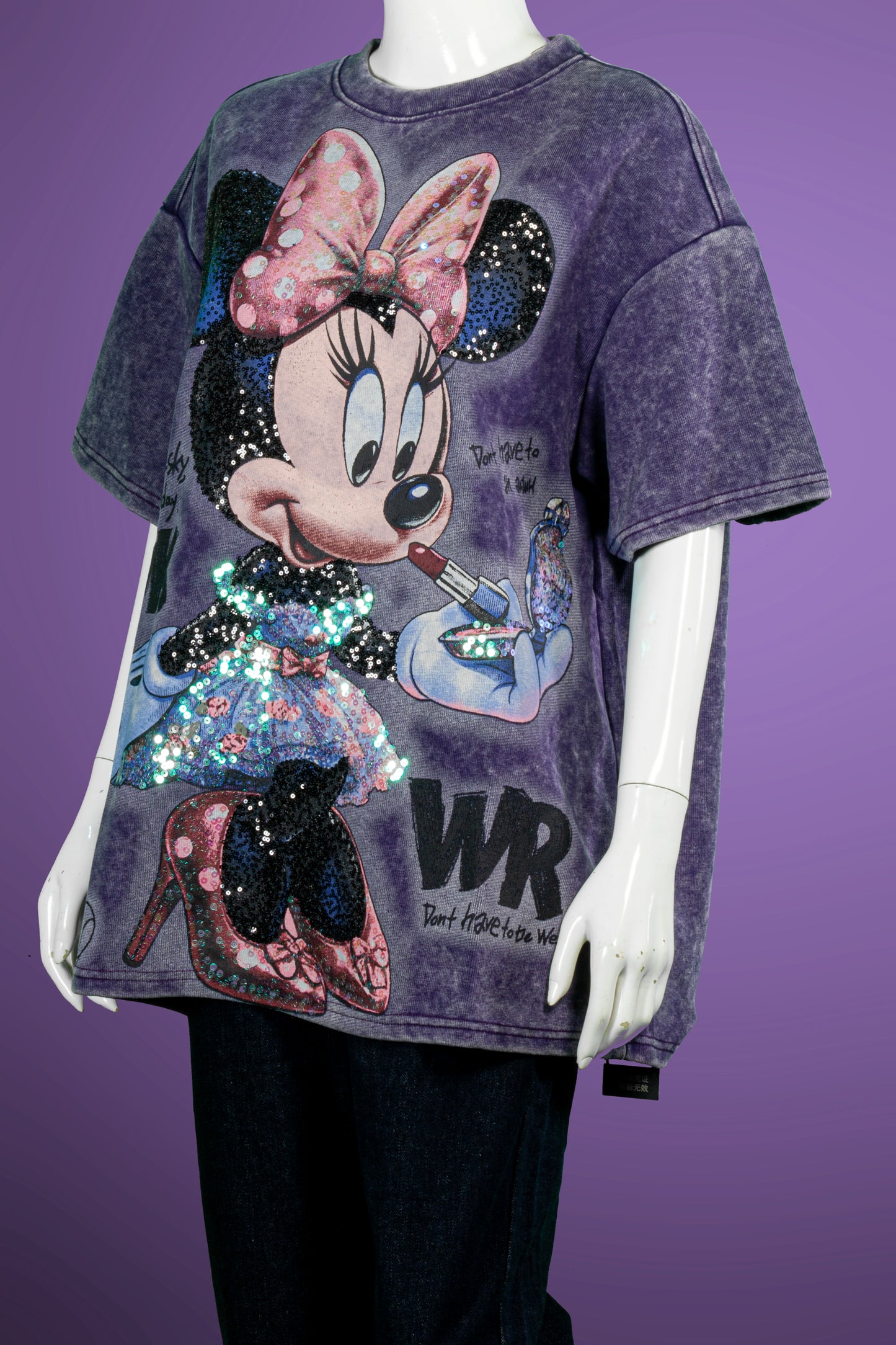 T-Shirt Premium Motif Minnie Lipstik