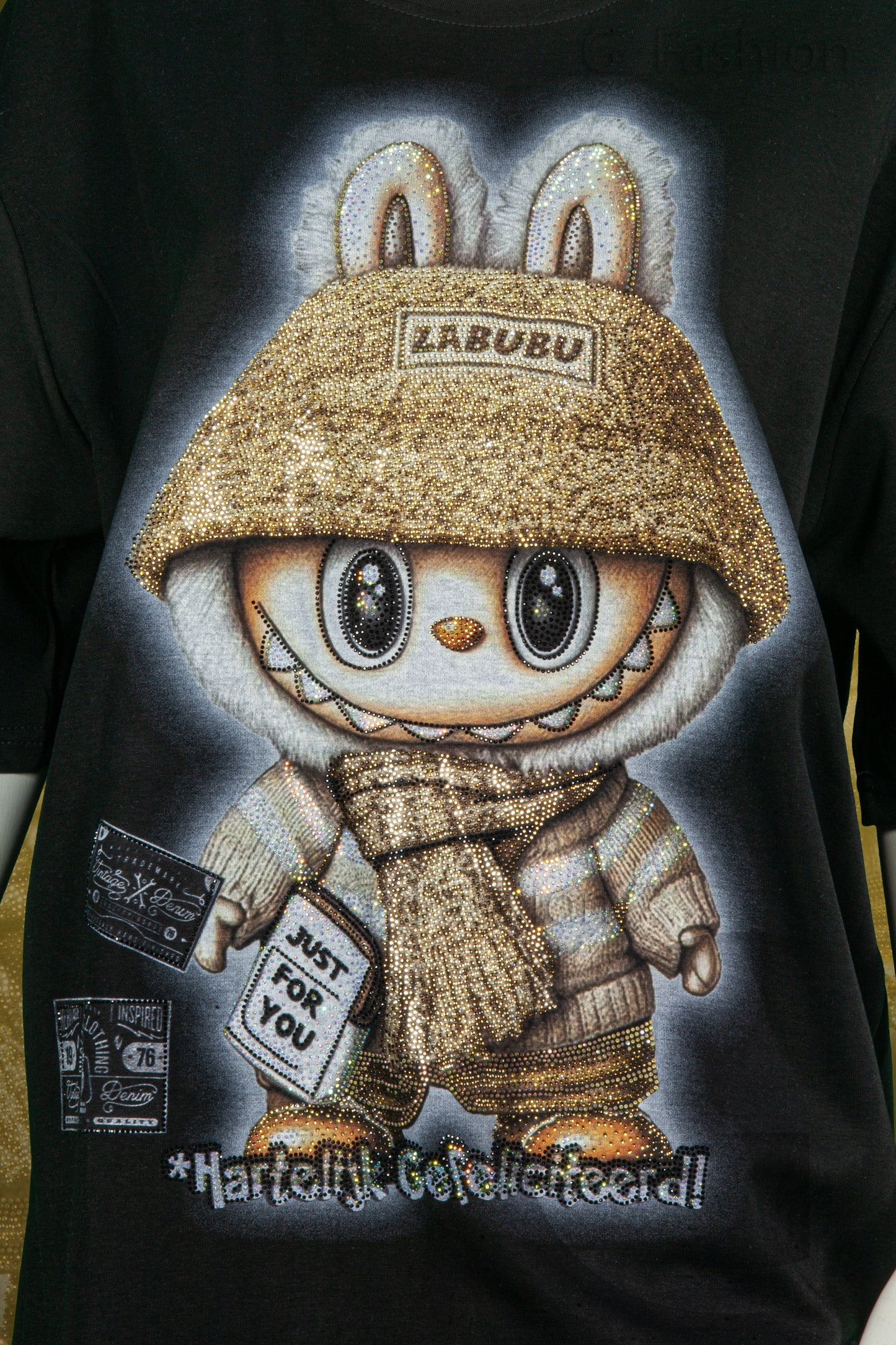 T-Shirt Premium Motif Labubu Syal