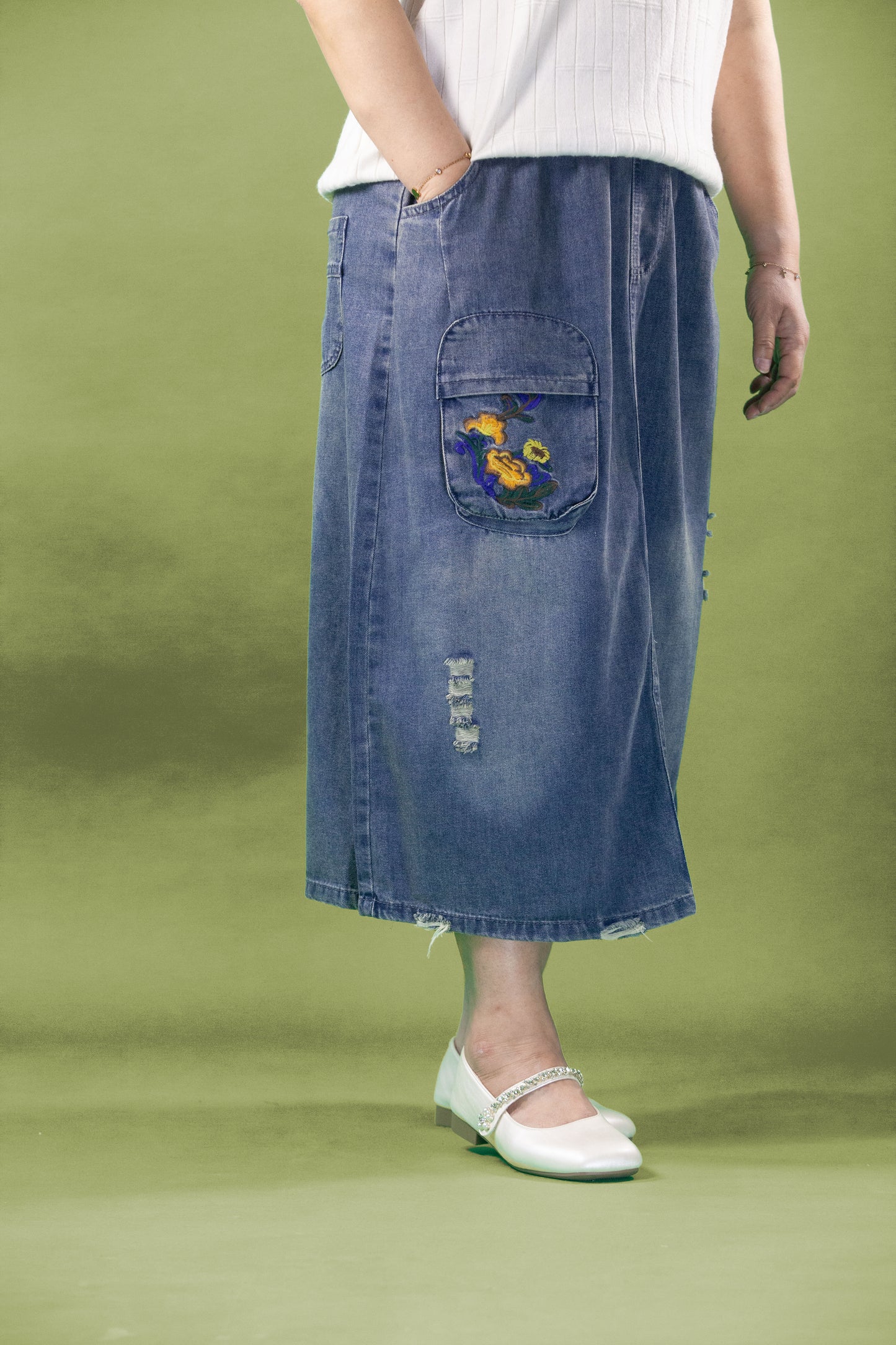 Rok Soft Jeans Motif Kantong Bunga Kuning