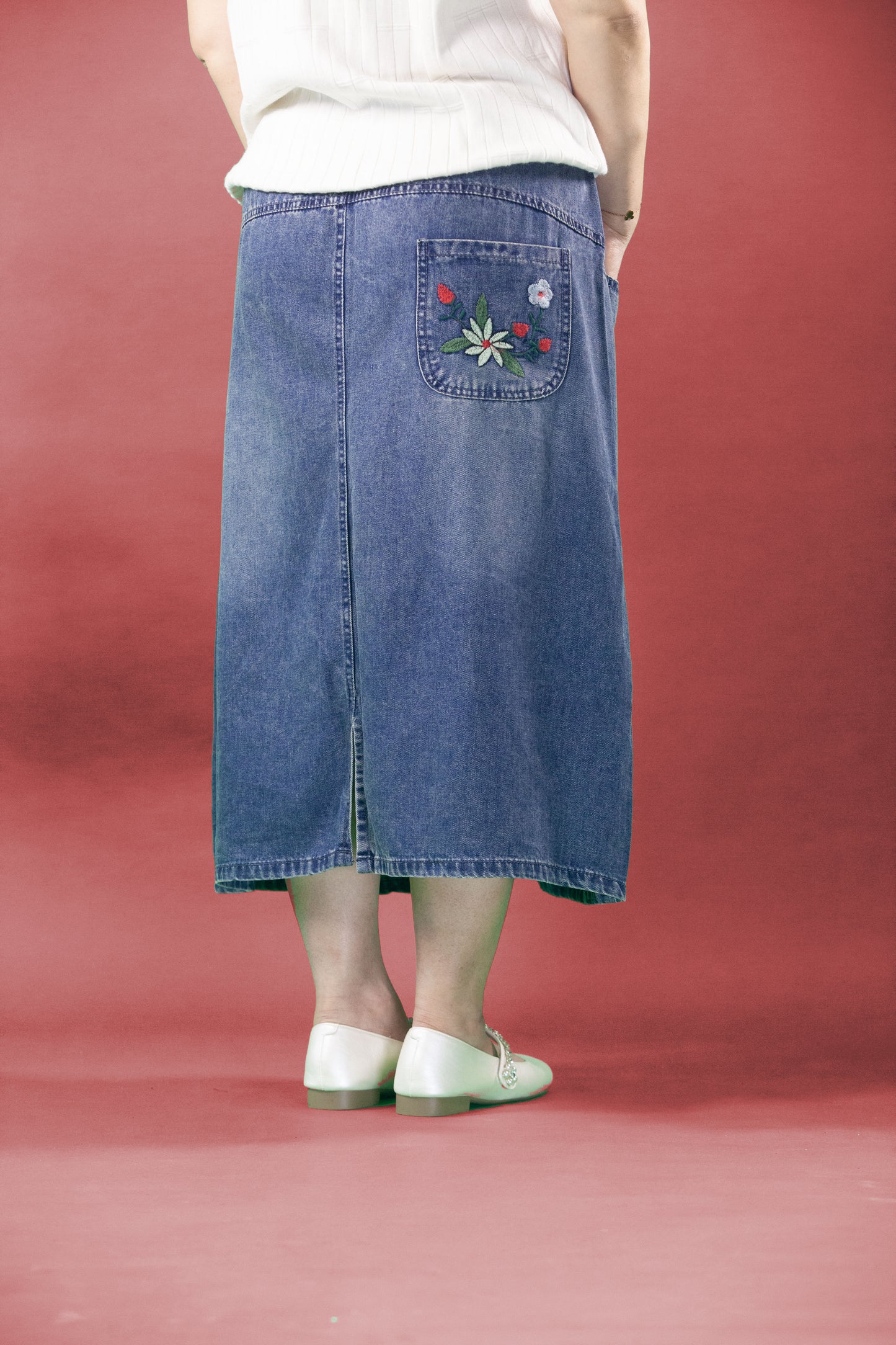 Rok Soft Jeans Motif Bunga Melati