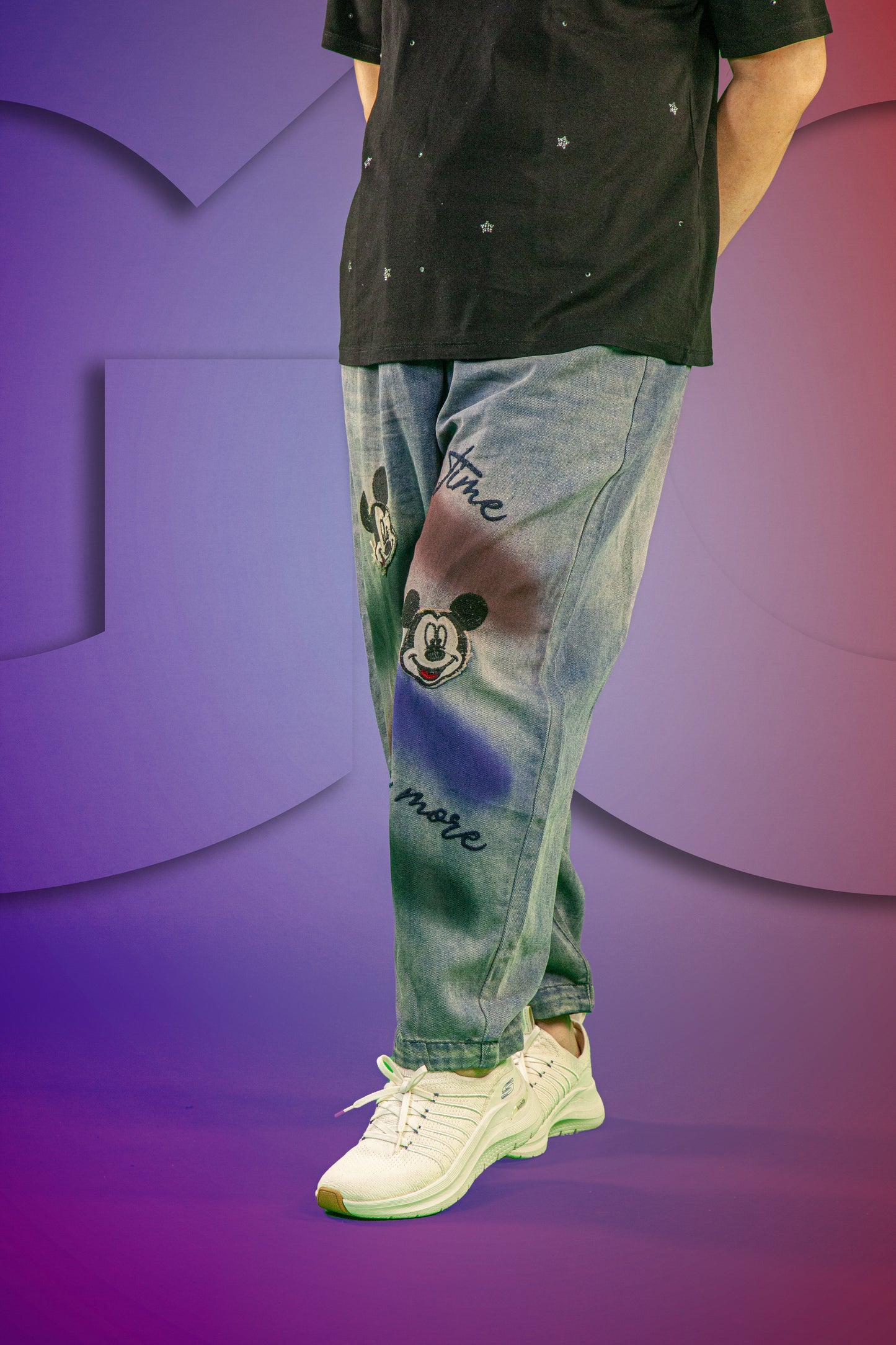 Celana Soft Jeans Motif Mickey Graffiti
