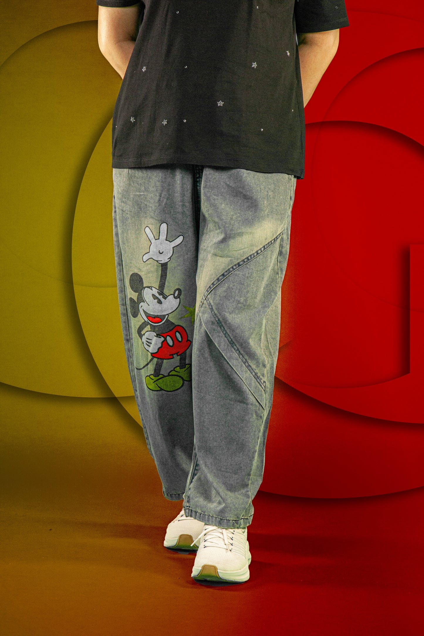 Celana Soft Jeans Motif Mickey Waving