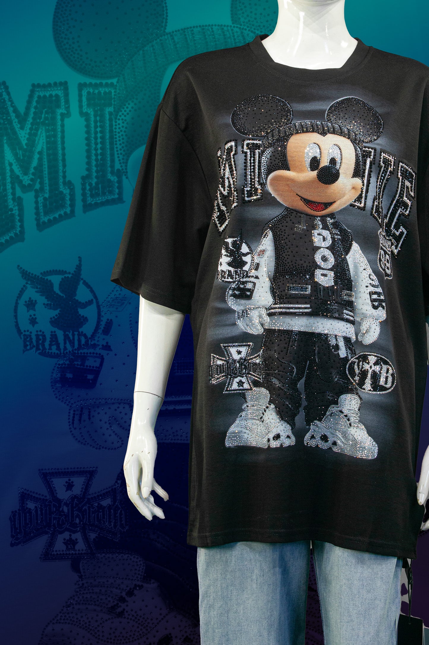 T-Shirt Premium Motif Mickey in The Hood