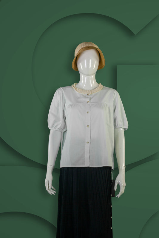 Blouse Motif Renda Leher