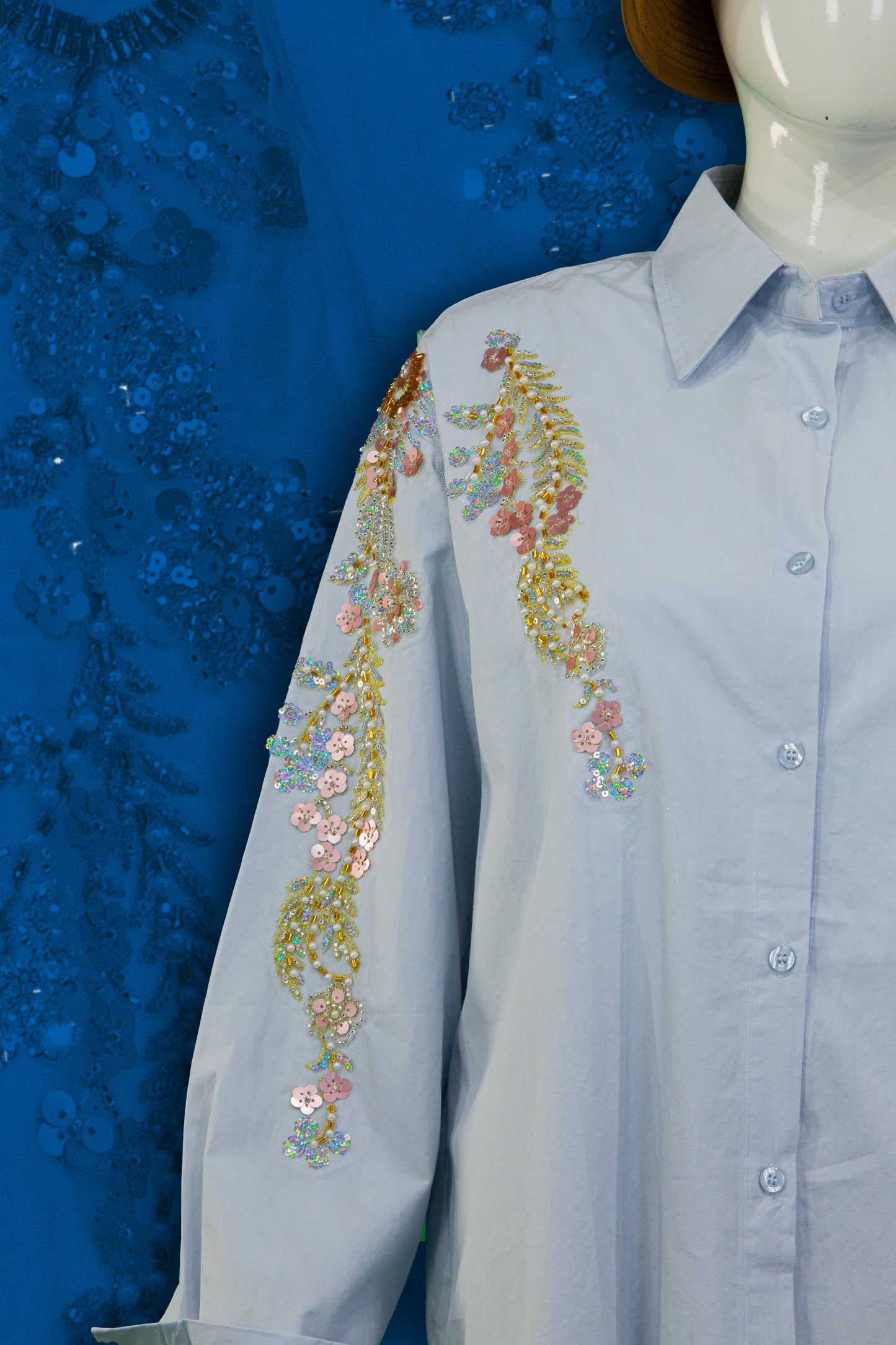 Kemeja Tangan Panjang Motif Ornamen