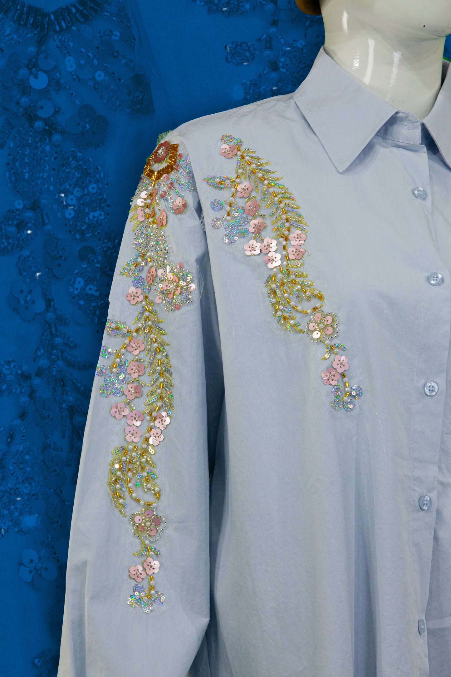 Kemeja Tangan Panjang Motif Ornamen