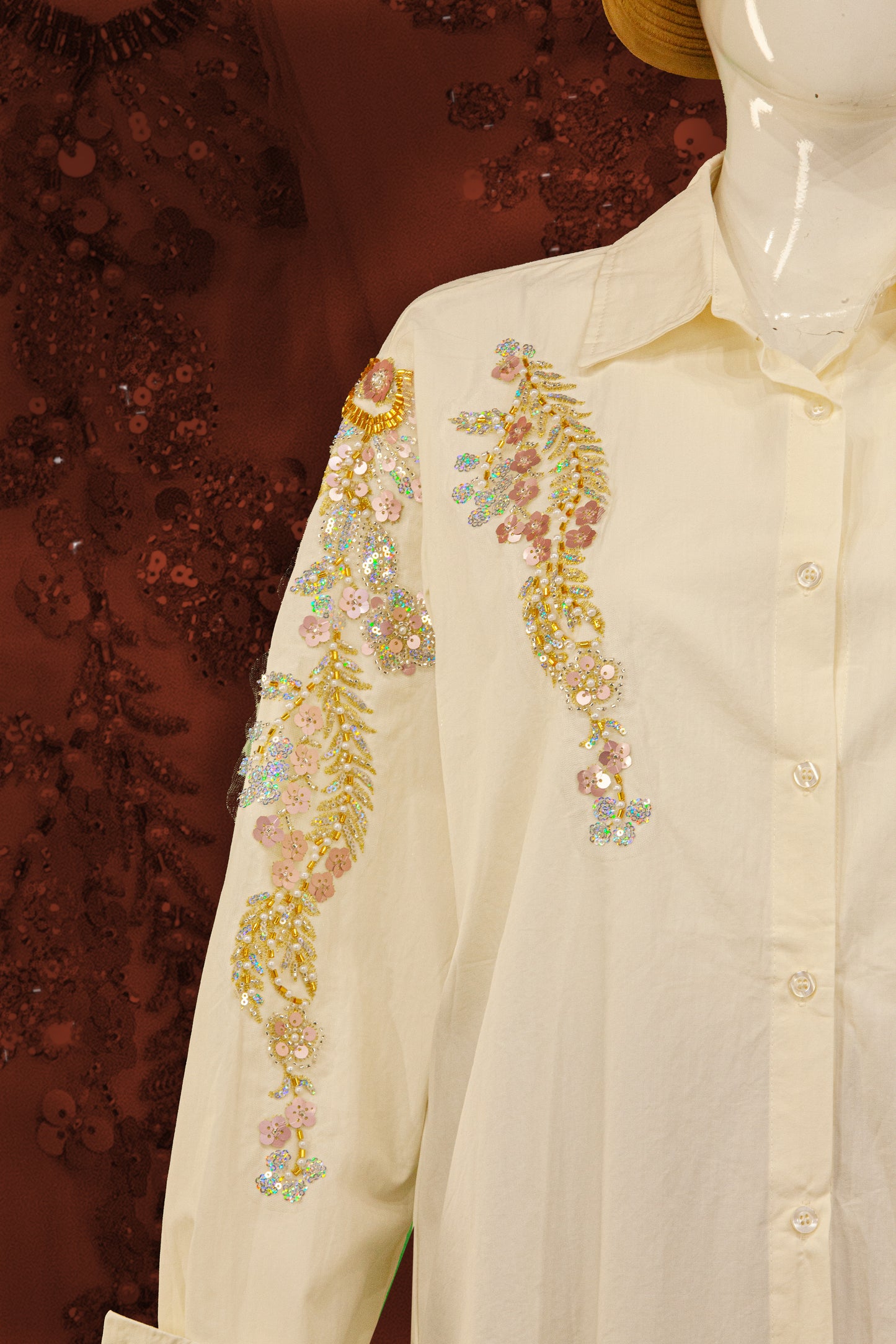 Kemeja Tangan Panjang Motif Ornamen
