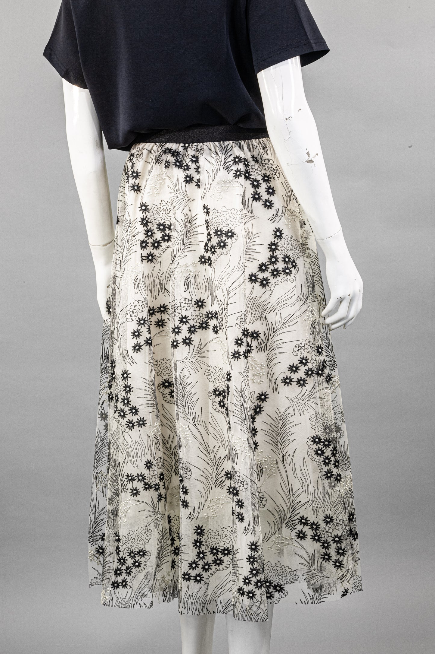 Rok Tile Bordir Bunga