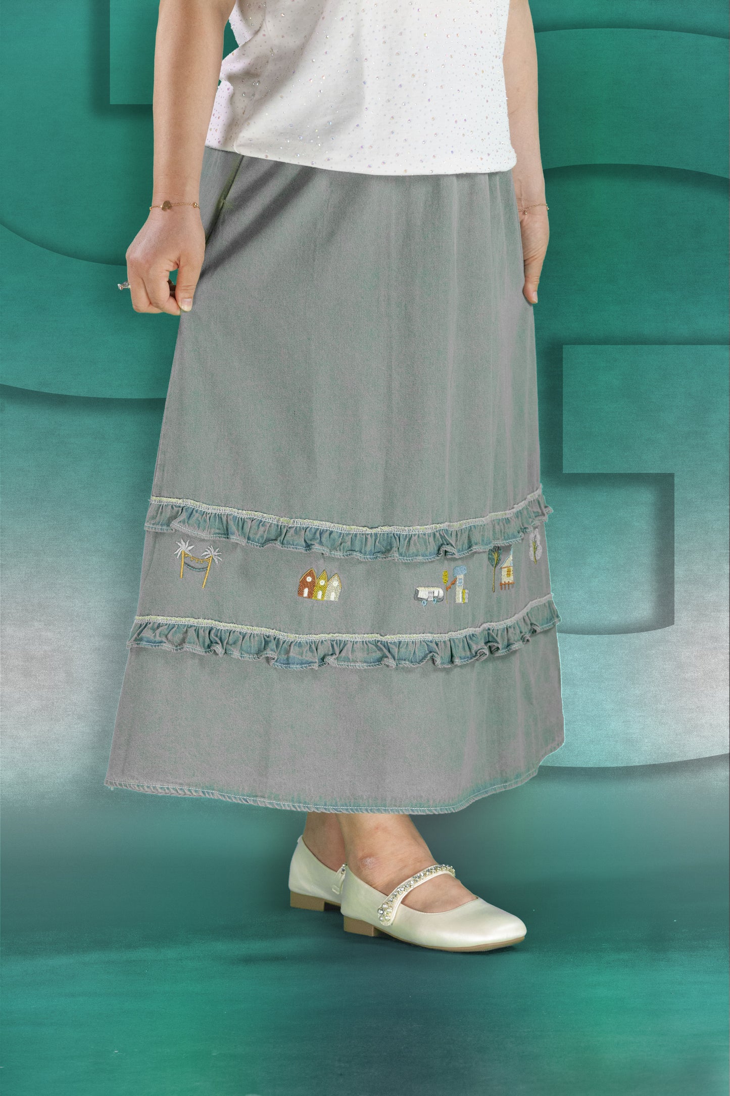 Rok Panjang Soft Jeans Bordir Motif Rumah