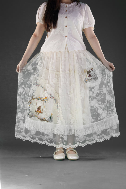 Rok Brukat Motif Bunny Swing