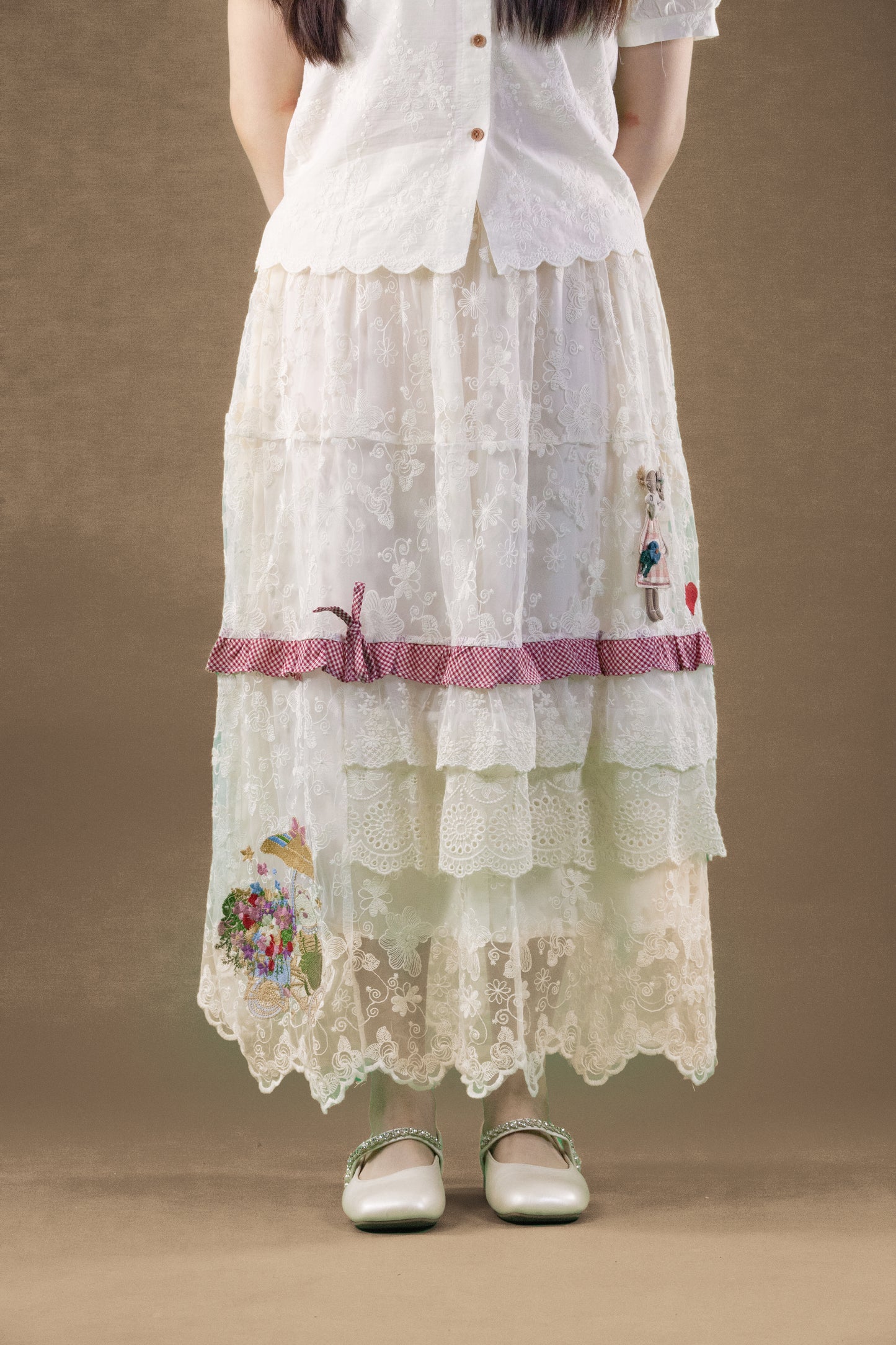 Rok Brukat Motif Bear Peddler