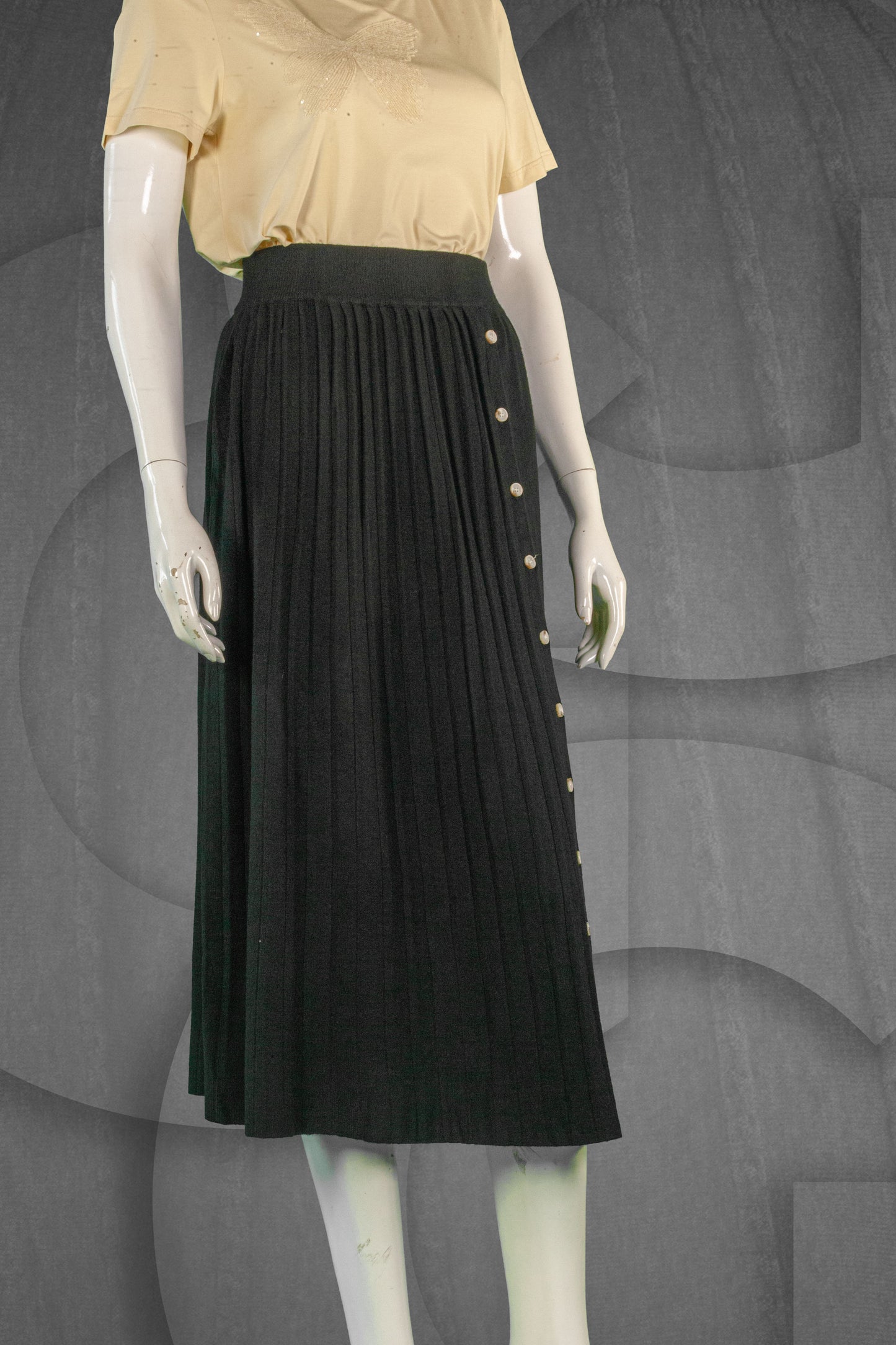 Rok Rajut Motif Kancing Samping