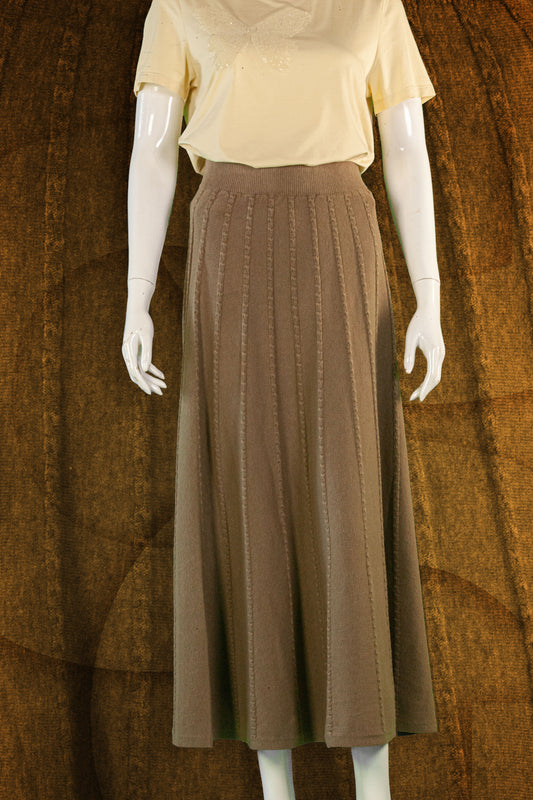 Rok Rajut Motif Lipat Vertikal