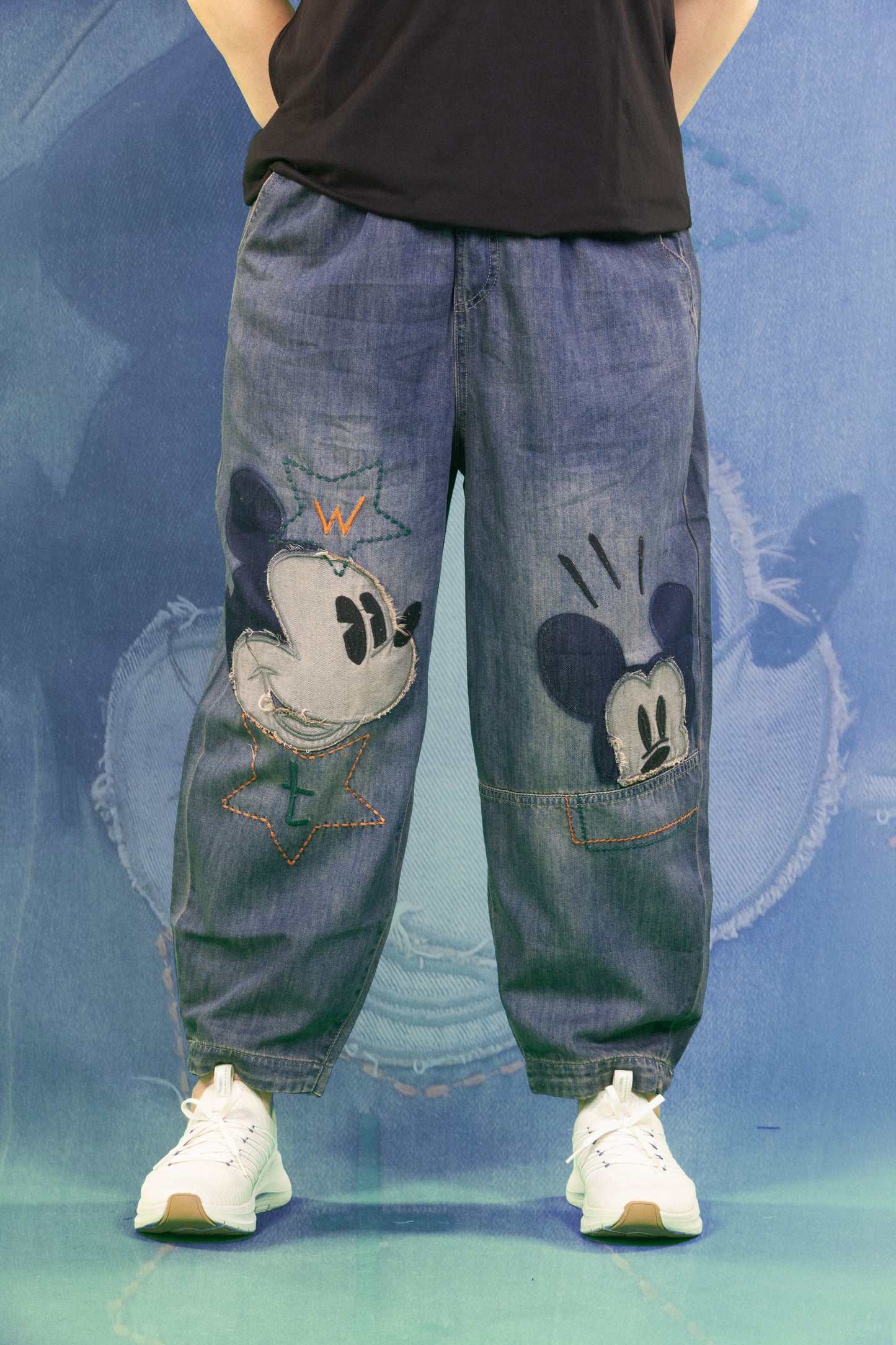 Celana Soft Jeans Motif Mickey Head Besar